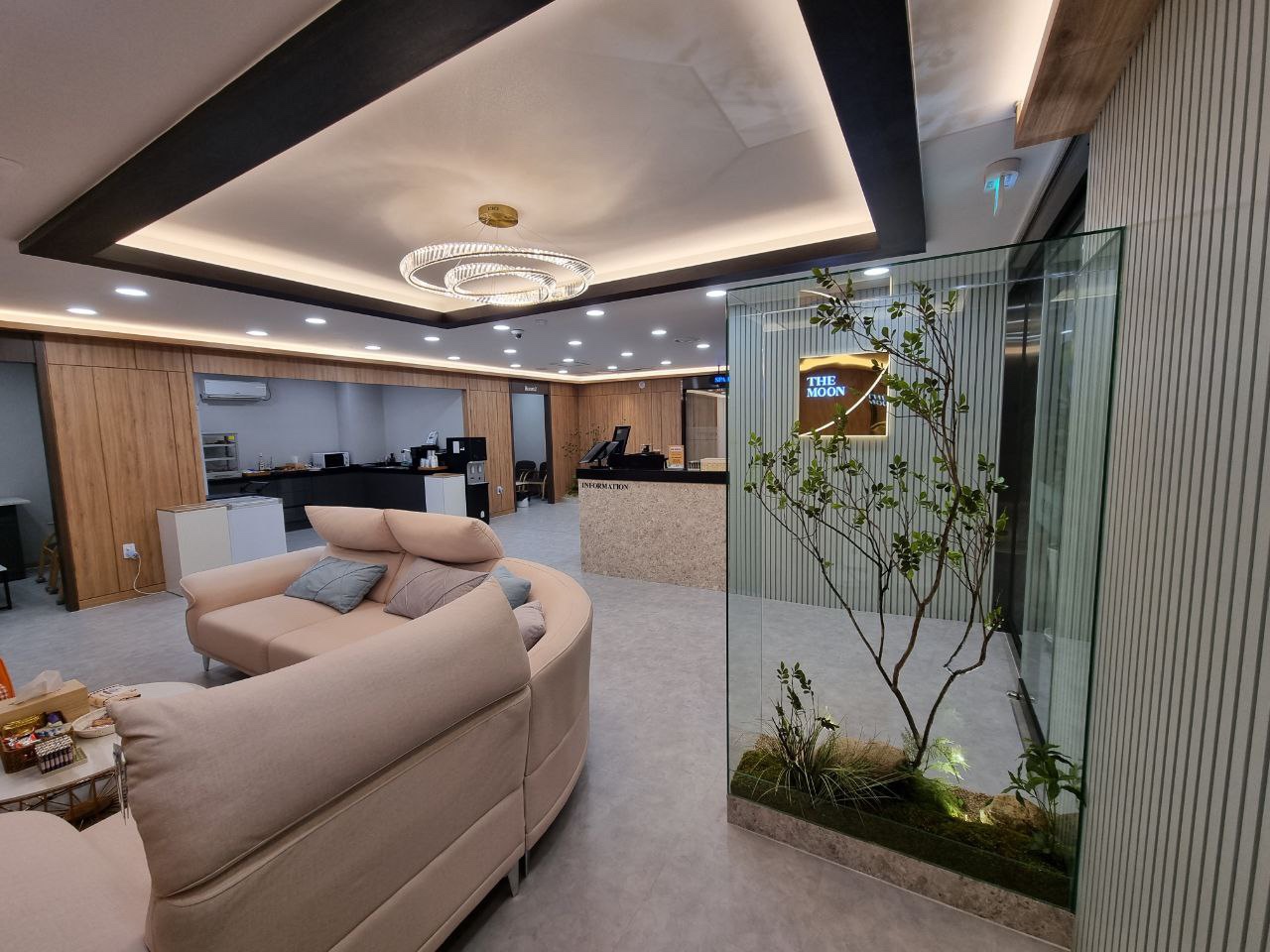 문스파호텔테라피 - 중동 황금역 인근 한국마사지 전문 마사지 매장 전경