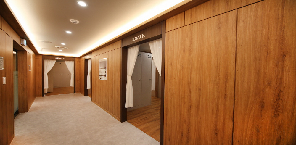 중동 한국관리사 마사지샵 문스파호텔테라피의 쾌적한 관리실 내부 모습