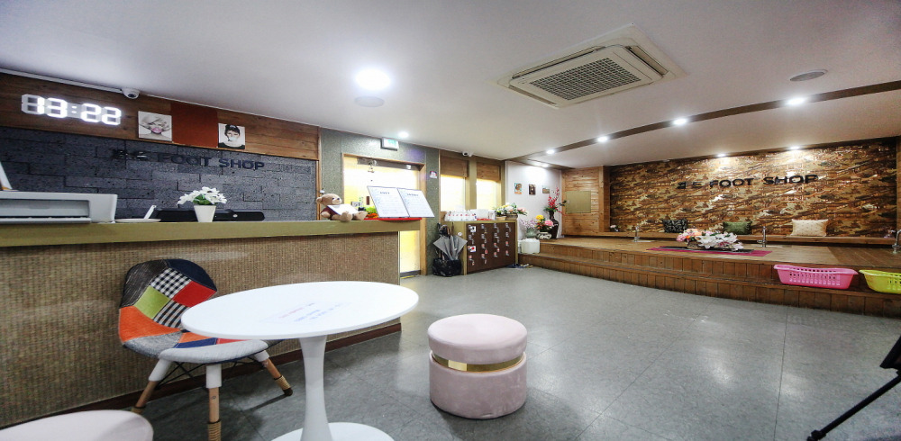 월드풋샵 - 방학동 방학역,도봉역,수락산역 인근 한국마사지 전문 마사지 매장 전경