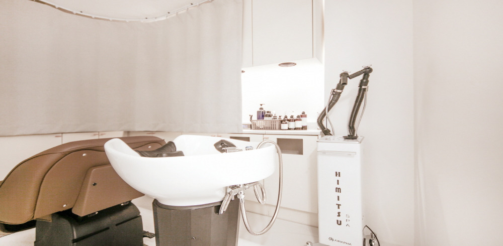 에스테틱 서비스가 제공되는 신사동 디토에스테틱왁싱 매장 내부 사진