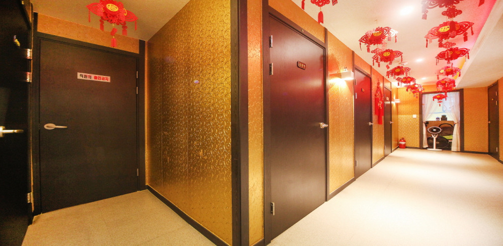 가정역,가정중앙시장역 주변 명품황제 매장 주요 시설 및 인테리어 사진