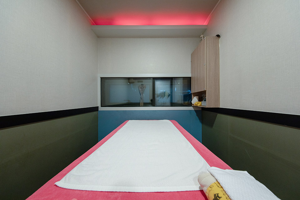 고덕동에 위치한 아로마, 건식/스포츠, 스웨디시 서비스 가능 퀸아로마 시설