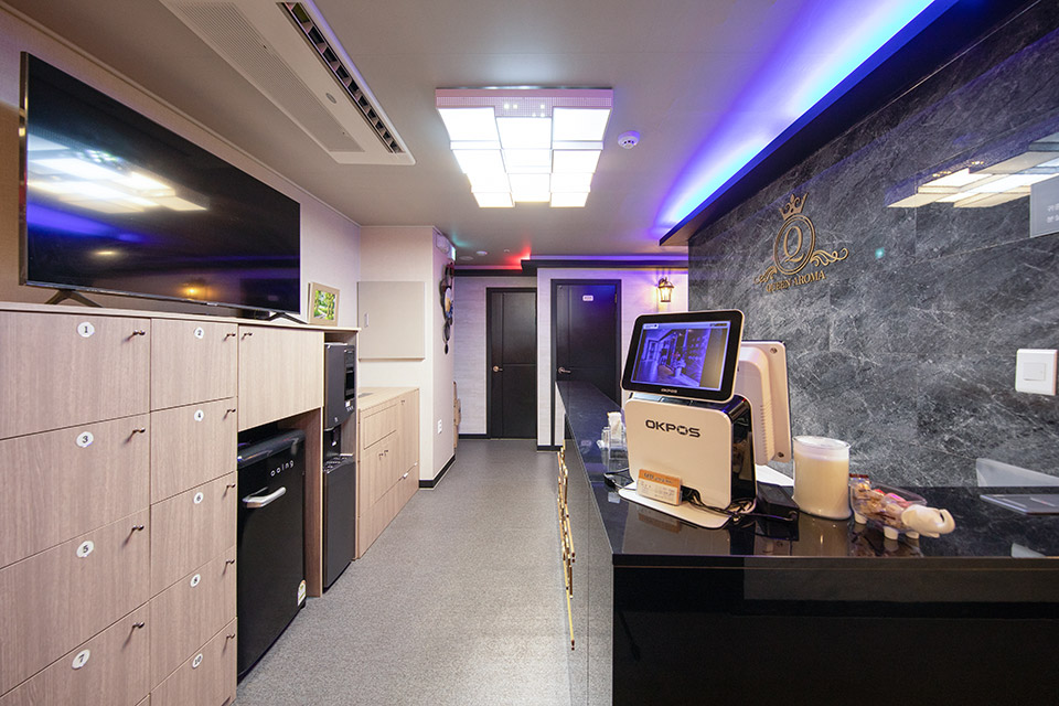 고덕동 중국관리사 마사지샵 퀸아로마의 쾌적한 관리실 내부 모습