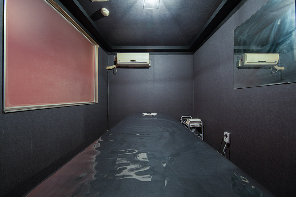 길동 스웨디시 전문 더킹스웨디시의 깔끔하고 정돈된 내부 전경