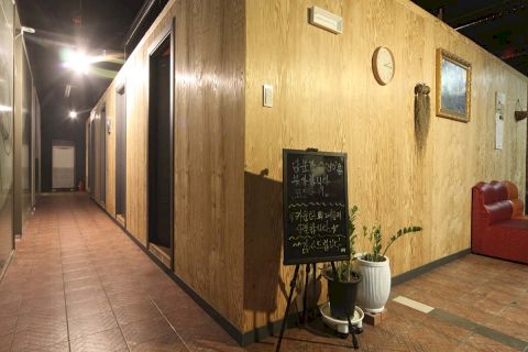 더썬 - 삼가동 삼가역,시청·용인대역 인근 태국마사지 전문 마사지 매장 전경