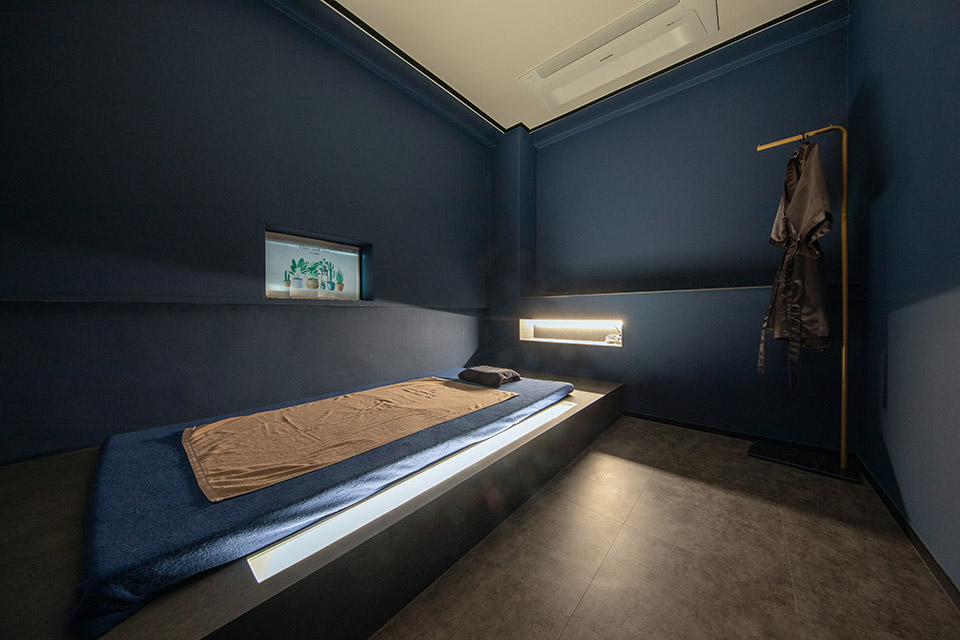 태국마사지 서비스가 제공되는 고성동3가 아이리스 매장 내부 사진