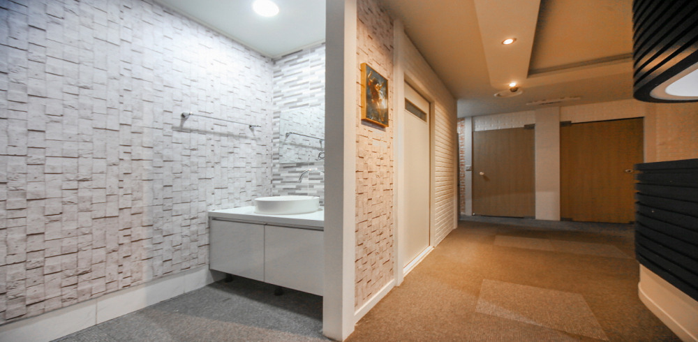 한국마사지 서비스가 제공되는 석촌동 힐링테라피 매장 내부 사진