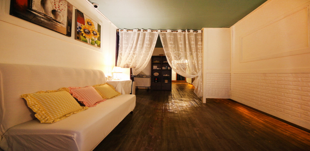 월피동 스웨디시 전문 로즈테라피의 깔끔하고 정돈된 내부 전경