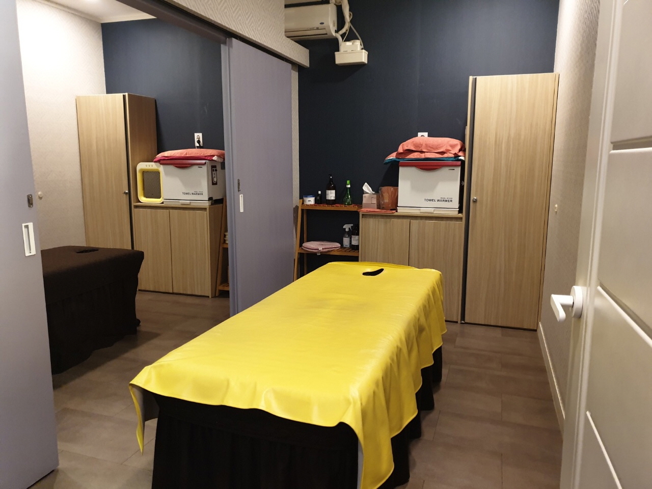 민락동 1인샵 전문 웰바디앤풋의 아늑하고 프라이빗한 분위기