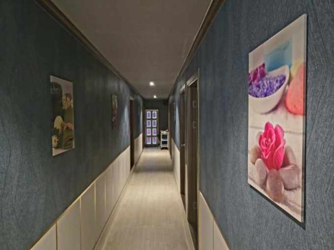 여서동 태국마사지 전문 황실마사지의 깔끔하고 정돈된 내부 전경