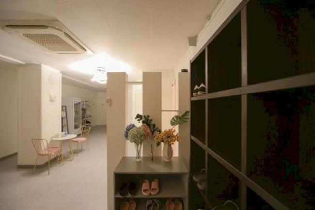 신천동 한국관리사 마사지샵 한인테라피의 쾌적한 관리실 내부 모습