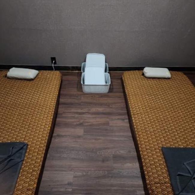 주변 태국마사지 추천 매장 쉼타이의 전체적인 인테리어 모습