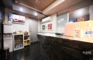 힐링리커버센터 - 팔달로3가 매교역 인근 한국마사지 전문 마사지 매장 전경