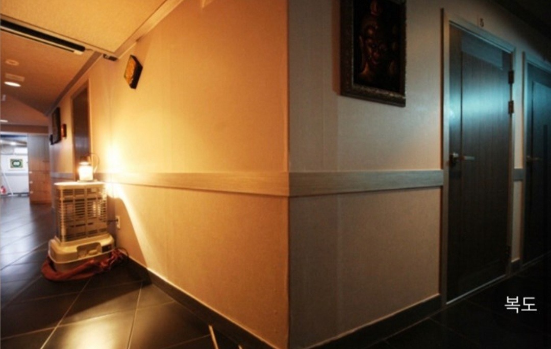 매교역에 위치한 아로마, 건식/스포츠 서비스 가능 힐링리커버센터 시설