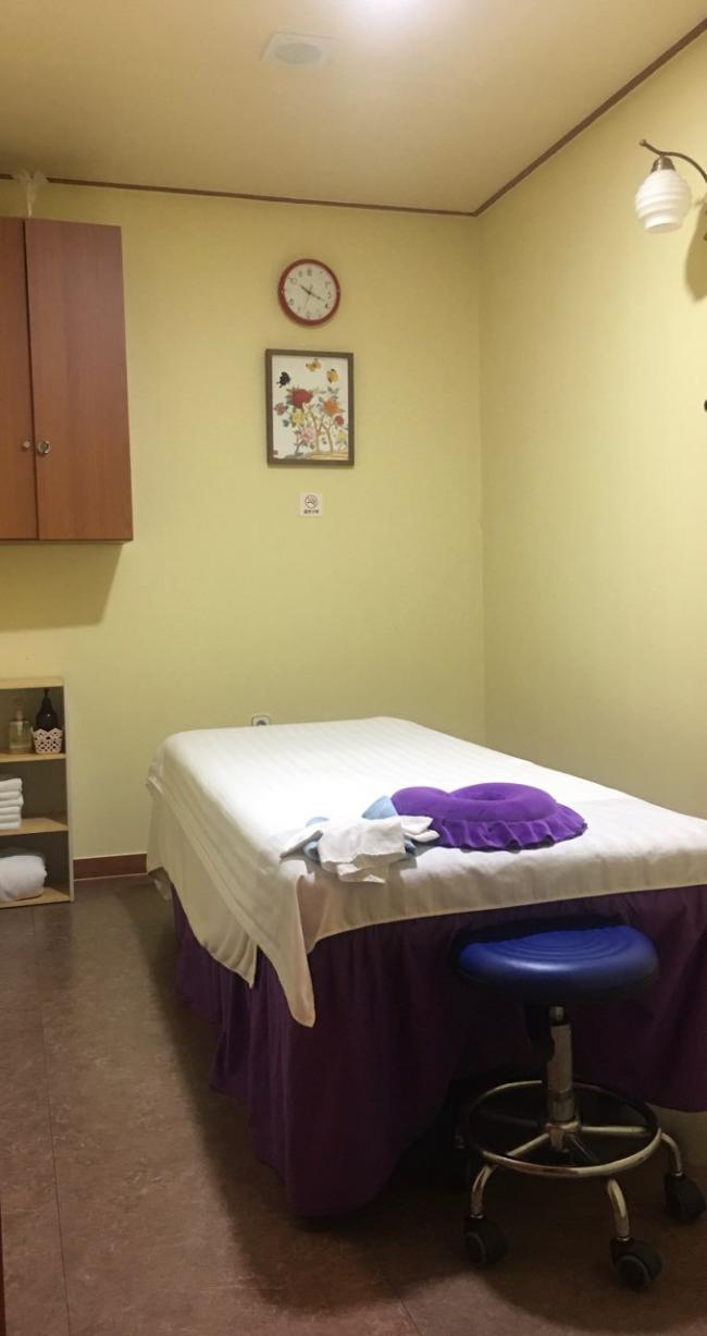 중국마사지 서비스가 제공되는 구월동 수체형관리 매장 내부 사진