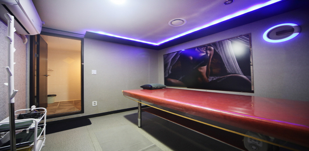 스웨디시 서비스가 제공되는 신림동 러시아스웨디시 매장 내부 사진