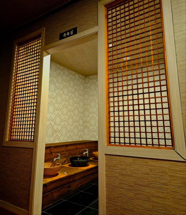 주변 스웨디시 추천 매장 로얄스웨디시의 전체적인 인테리어 모습