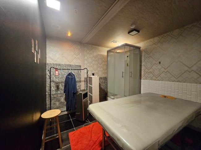 창전동 주변 로얄스웨디시 매장 주요 시설 및 인테리어 사진