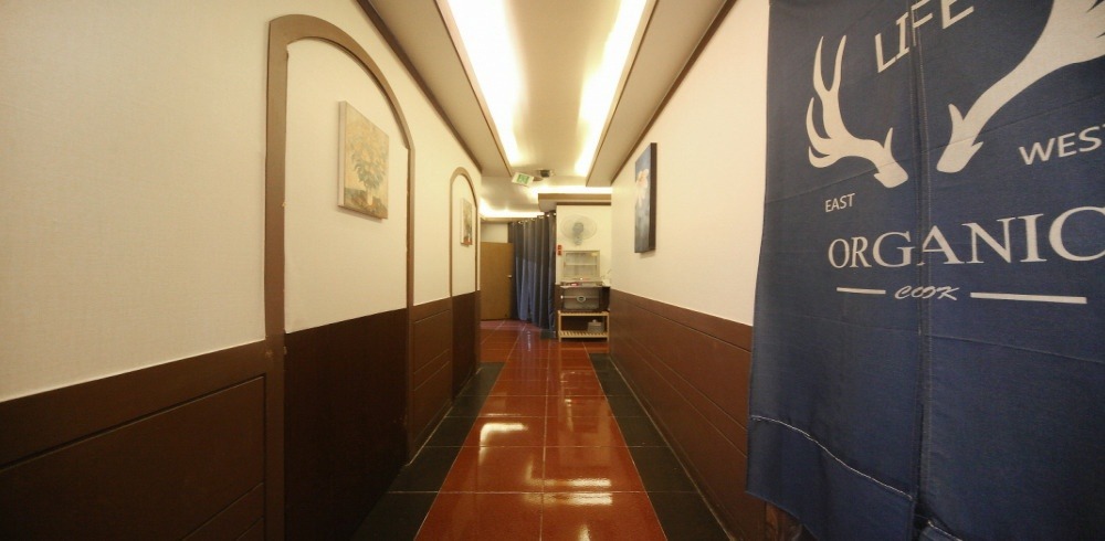 스웨디시 서비스가 제공되는 오산동 허니테라피 매장 내부 사진