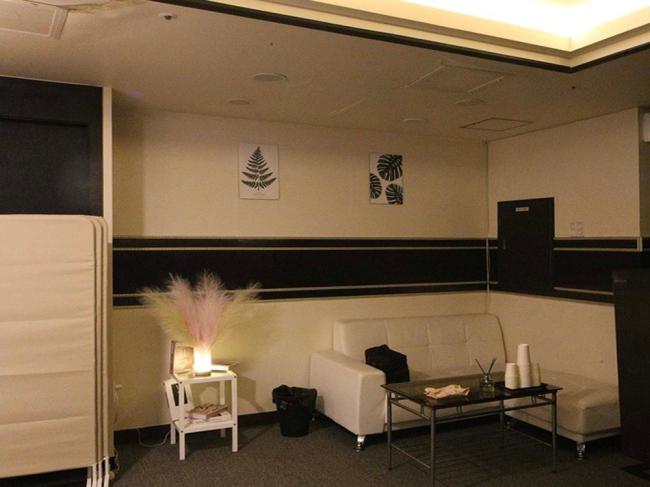 외동 한국관리사 마사지샵 크림스웨디시의 쾌적한 관리실 내부 모습