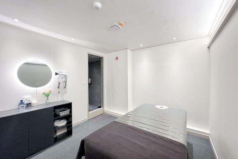 반송동 스웨디시 전문 버블마사지의 깔끔하고 정돈된 내부 전경