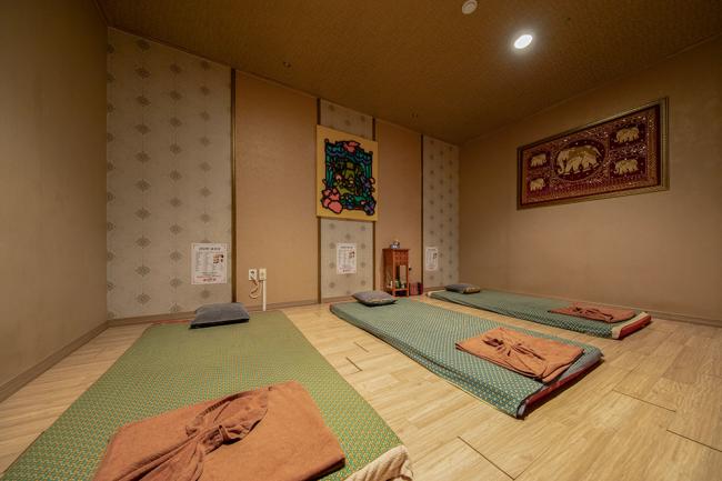 당동리 인근 타이, 아로마 서비스가 제공되는 마사지만합니다의 전체 시설