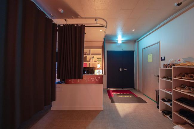 인계동 스웨디시 전문 설화스웨디시의 깔끔하고 정돈된 내부 전경