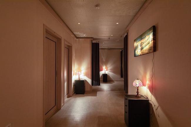 매교역 주변 설화스웨디시 매장 주요 시설 및 인테리어 사진