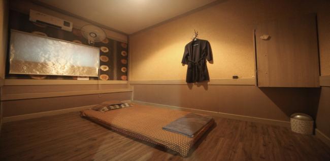 북수리 태국관리사 마사지샵 란왓포타이마사지의 쾌적한 관리실 내부 모습