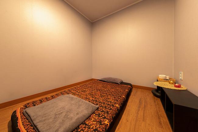 청담프리미엄 - 진안동 병점역 인근 주차가능, 샤워가능, 단체예약 완비된 마사지 시설