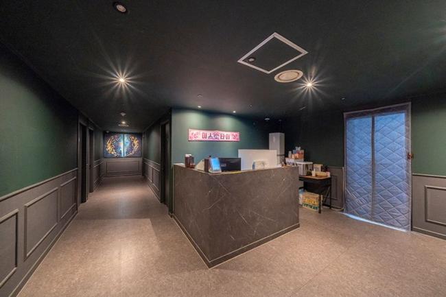 태국마사지 서비스가 제공되는 봉명동 미스타이 매장 내부 사진