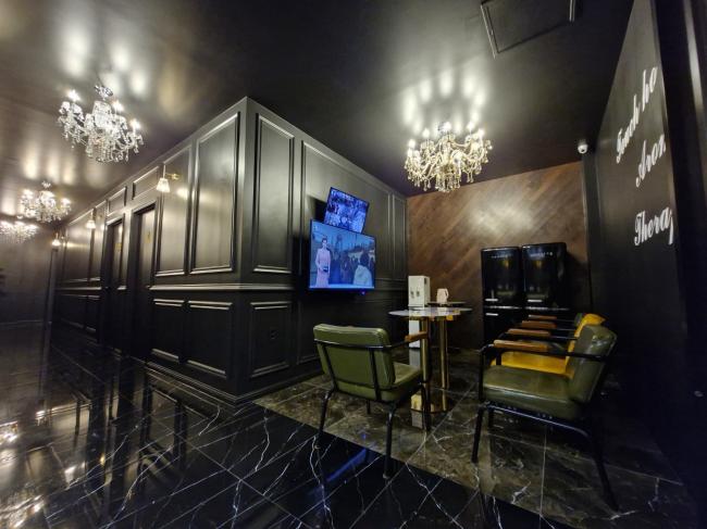 연동 한국관리사, 중국관리사 마사지샵 터치홀릭아로마의 쾌적한 관리실 내부 모습