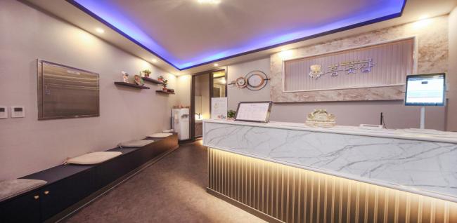 흥풋샵 - 은행동 인근 중국마사지 전문 마사지 매장 전경