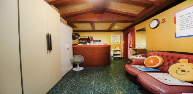 동경마사지 - 서교동 망원역,합정역,상수역,홍대입구역 인근 한국마사지 전문 마사지 매장 전경