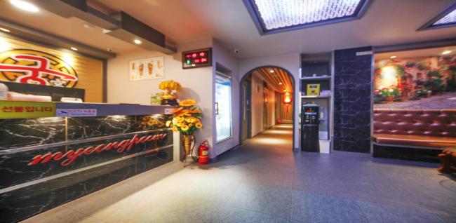 궁마사지 - 소하동 인근 중국마사지 전문 마사지 매장 전경