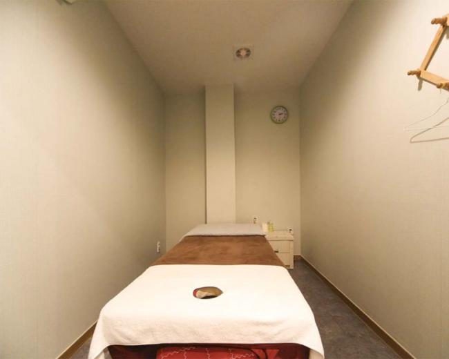 석남역,서부여성회관역 인근 아로마, 건식/스포츠, 커플관리, 풋케어 서비스가 제공되는 차이나풋샵의 전체 시설