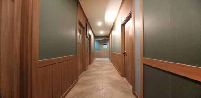 한국마사지 관리 전문 마사지 매장 뱀부스파24시 내부 공간