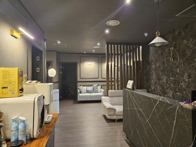 미테라피 - 장대동 구암역,유성온천역 인근 스웨디시 전문 마사지 매장 전경