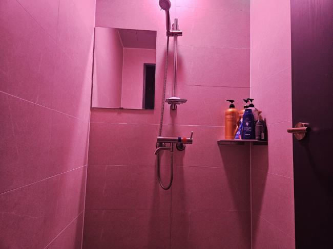 장대동 스웨디시 전문 미테라피의 깔끔하고 정돈된 내부 전경