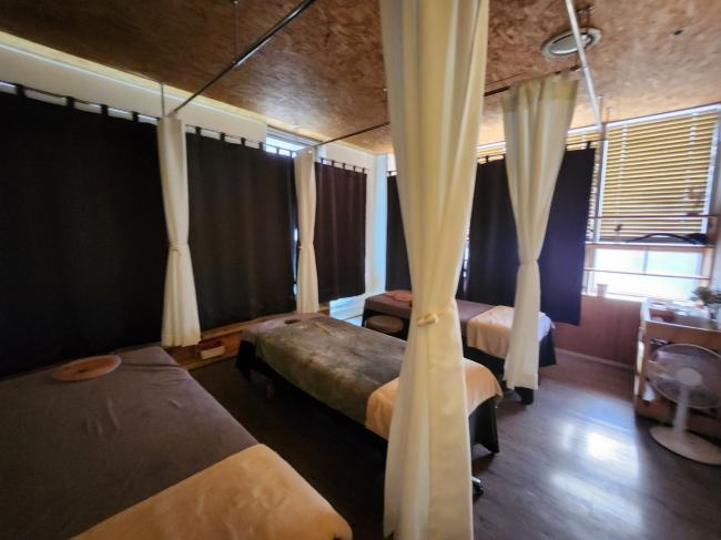 한국마사지 관리 전문 마사지 매장 휴리프레싱 내부 공간