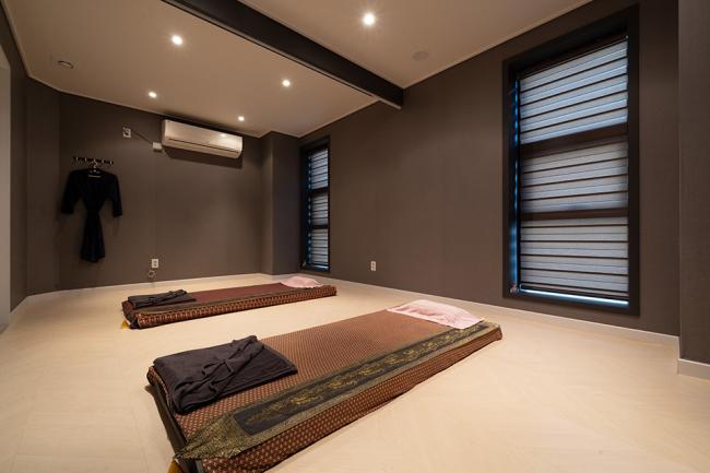 대도동 인근 타이, 아로마 서비스가 제공되는 인더휴의 전체 시설