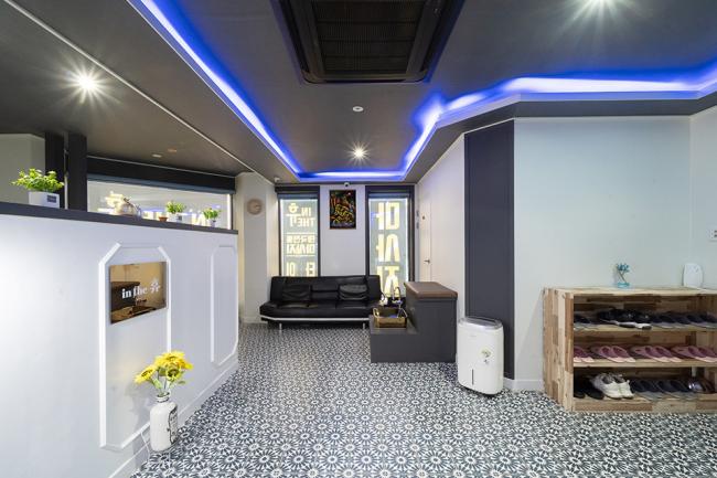 대도동 태국관리사 마사지샵 인더휴의 쾌적한 관리실 내부 모습