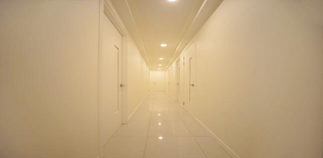 상동 한국관리사 마사지샵 청담더데이의 쾌적한 관리실 내부 모습