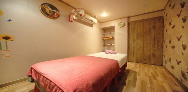 황제마사지 - 신방동 쌍용역 주변에서 방문하기 편한 마사지 매장