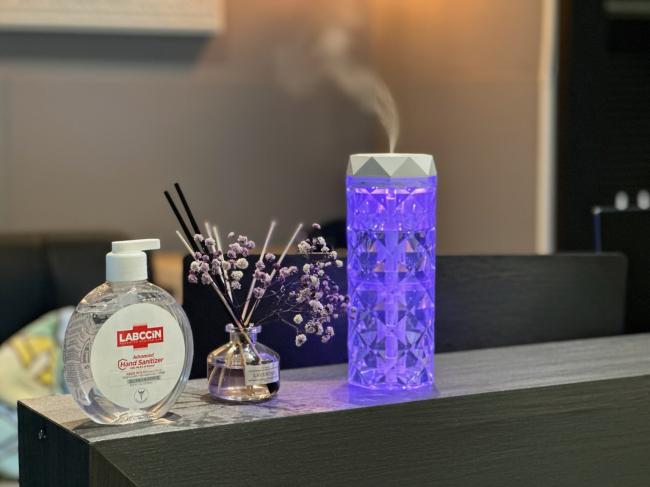 종로2가 스웨디시 전문 새콤스웨디시의 깔끔하고 정돈된 내부 전경