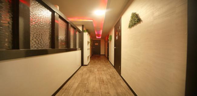 주변 한국마사지 추천 매장 S테라피의 전체적인 인테리어 모습