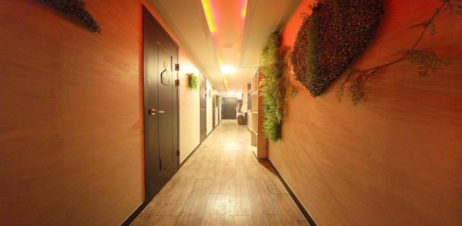 정왕동 한국마사지 전문 S테라피의 깔끔하고 정돈된 내부 전경