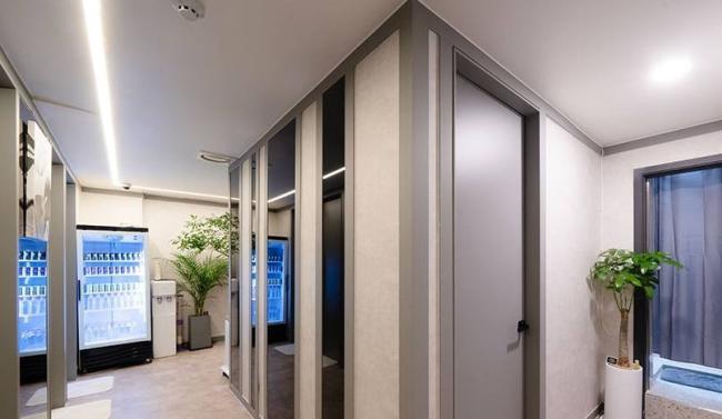 구로동 태국마사지 전문 멜리아의 깔끔하고 정돈된 내부 전경