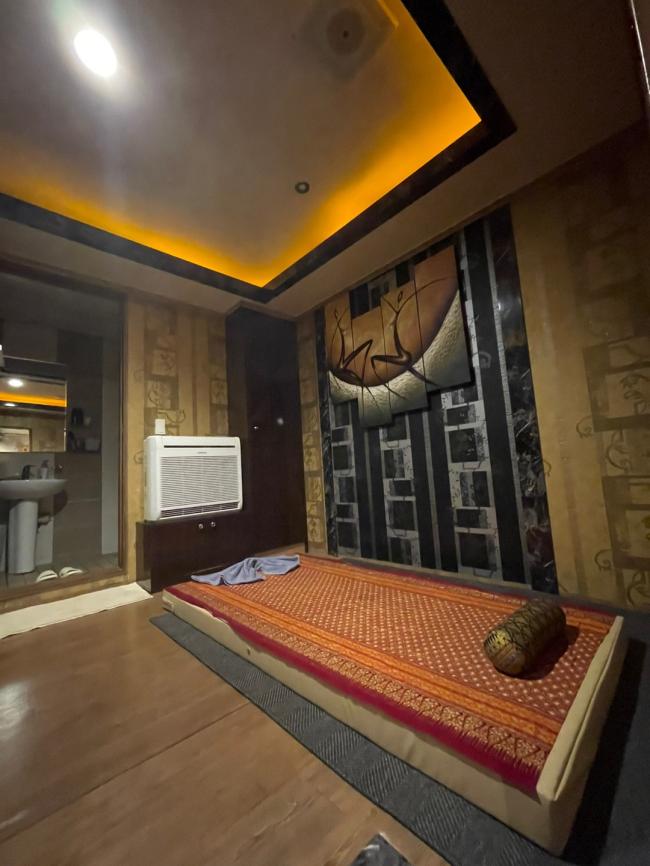 상남동 주변 휘게 매장 주요 시설 및 인테리어 사진