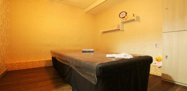 스웨디시 서비스가 제공되는 병점동 유테라피 매장 내부 사진